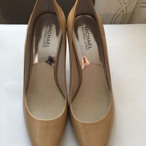 Michael Kors Pumps size 11